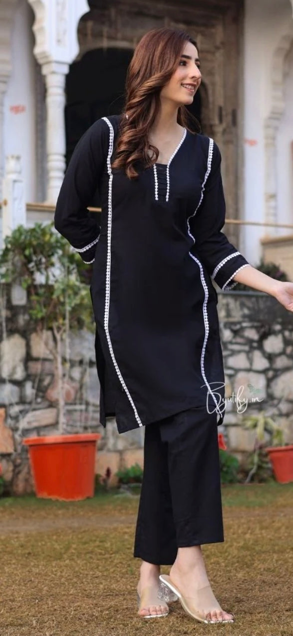 (Anamika) black