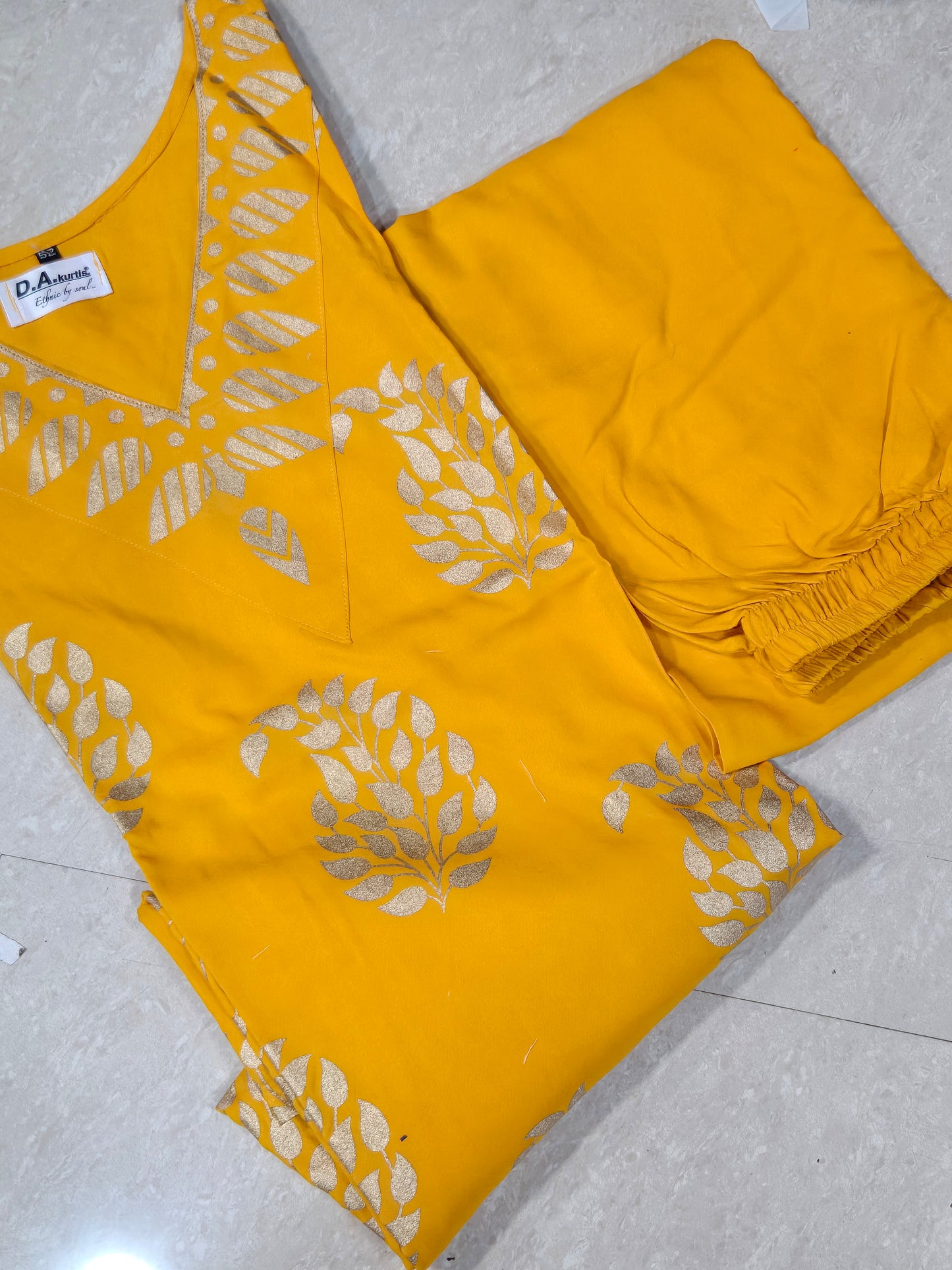 Ahana mustard top n bottom set