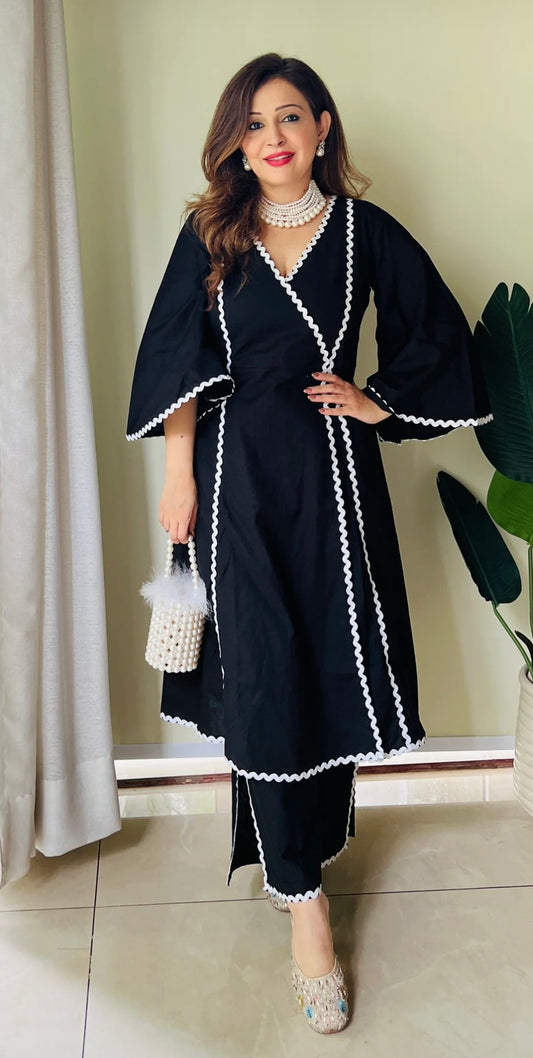 (ayesha) top n bottom set black