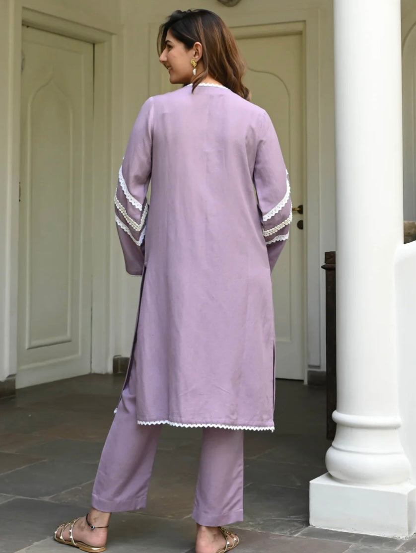 (bindiya) lilac