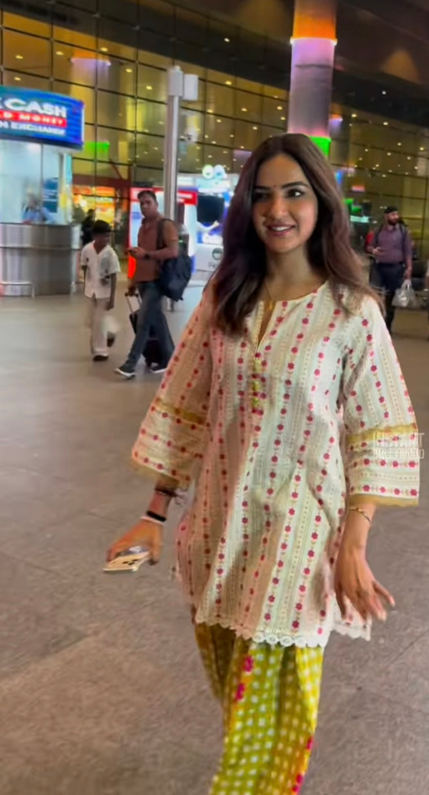 (1d) jasmine farshi shalwar set