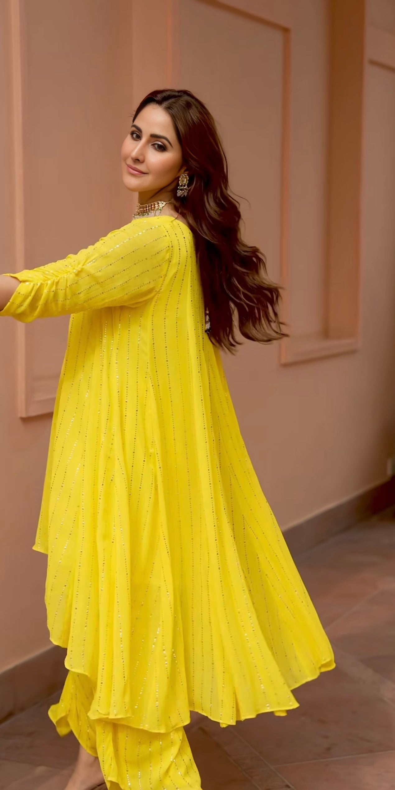 (Bahane) yellow gigi