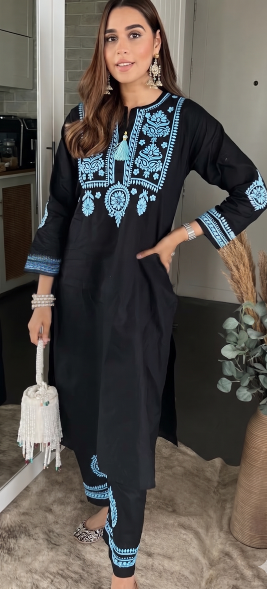 Aanamkika  blue n black  set