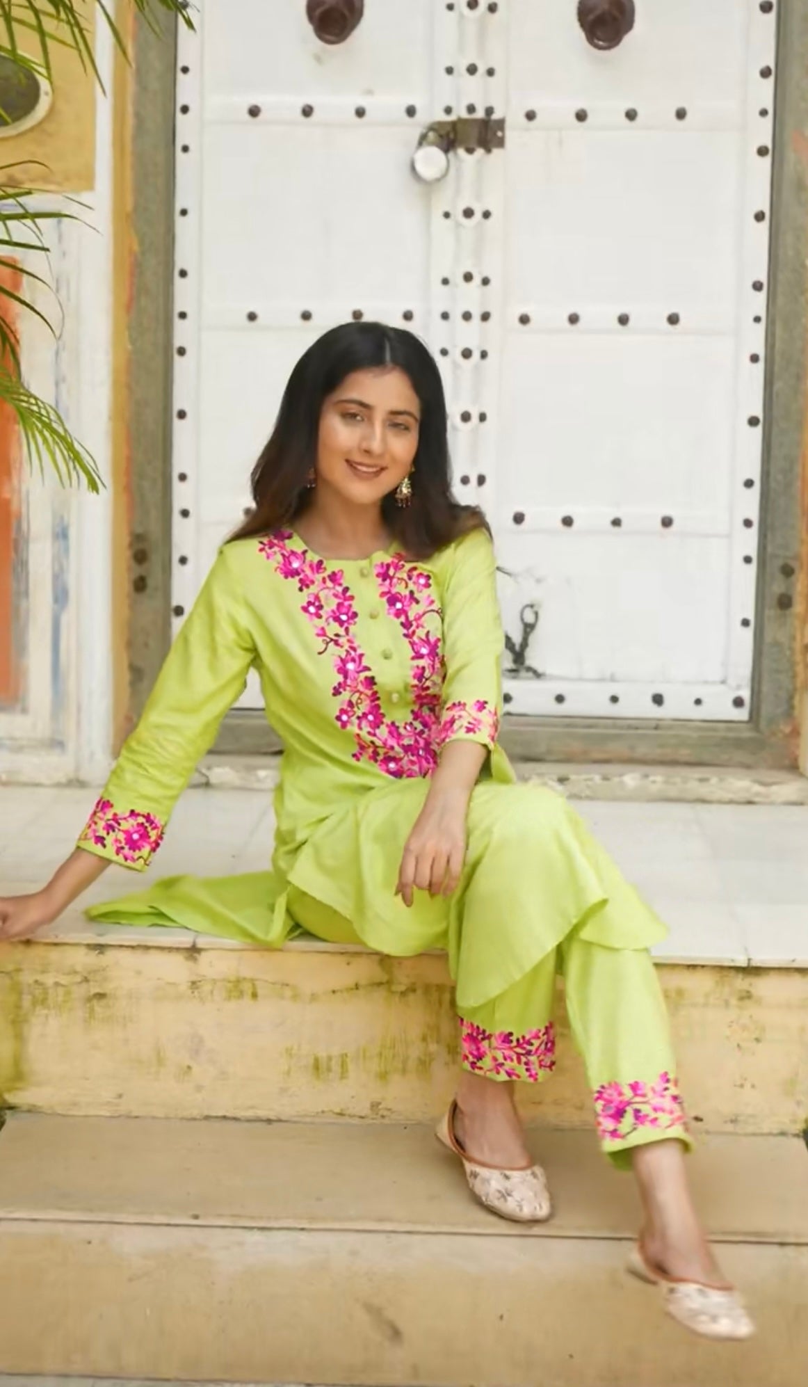 (AFREEN) GREEN SET. arie