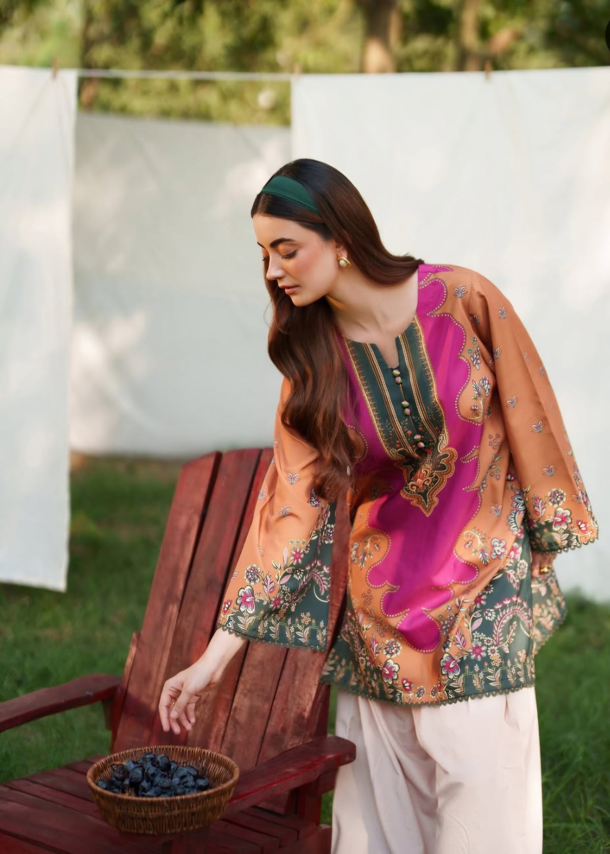 Jhalli p  farshi shalwar set