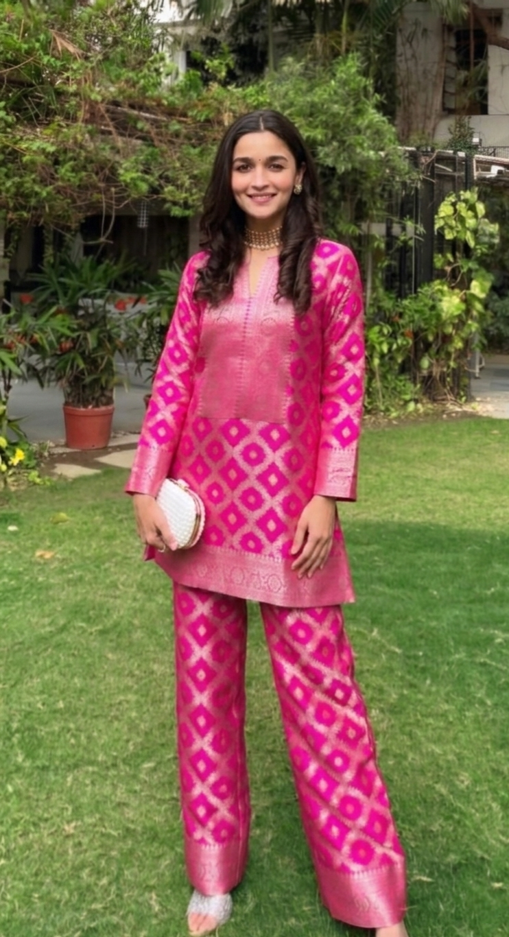 Kiki alia pink  co ord set anr yee