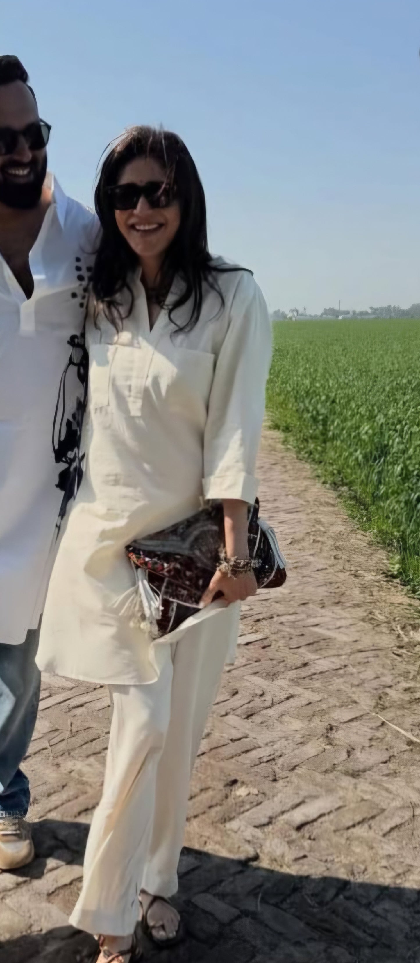 Karishma kora top n bottom set anr