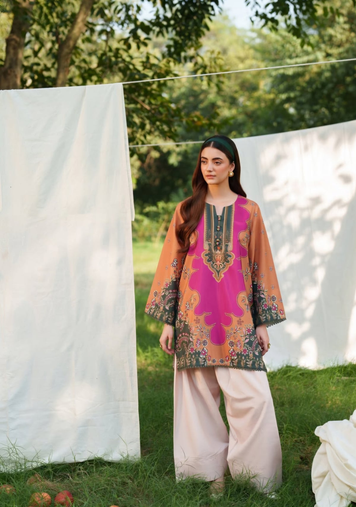 Jhalli p  farshi shalwar set