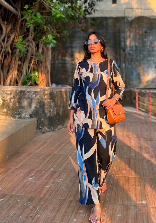 Amisha2 blue yee