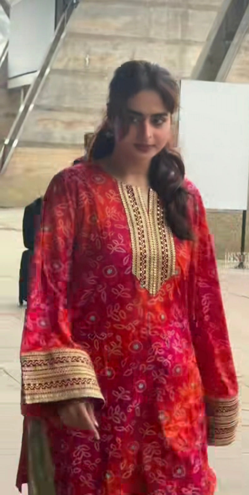 (1L) ayesha farsi