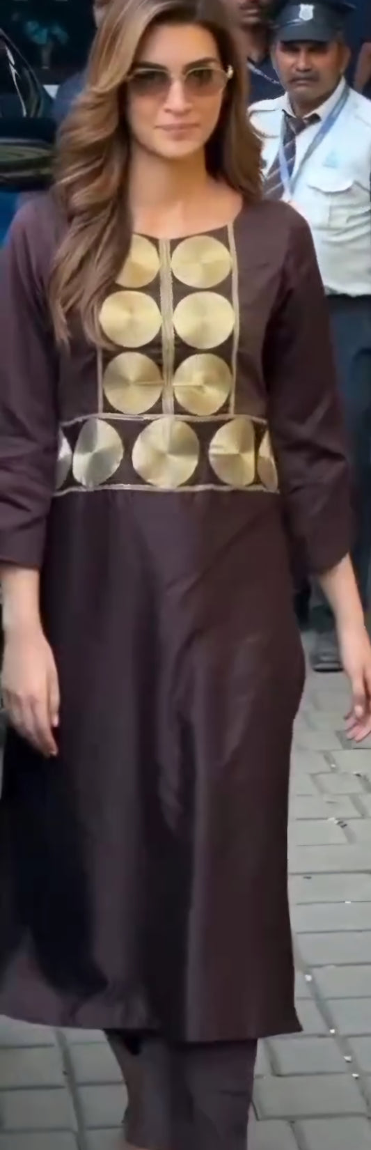 Brown kriti gold 3pcs set anr