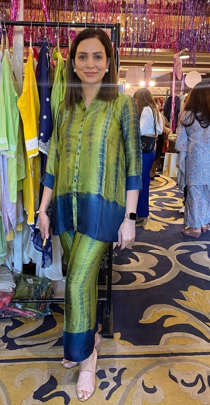 Green blue shibori